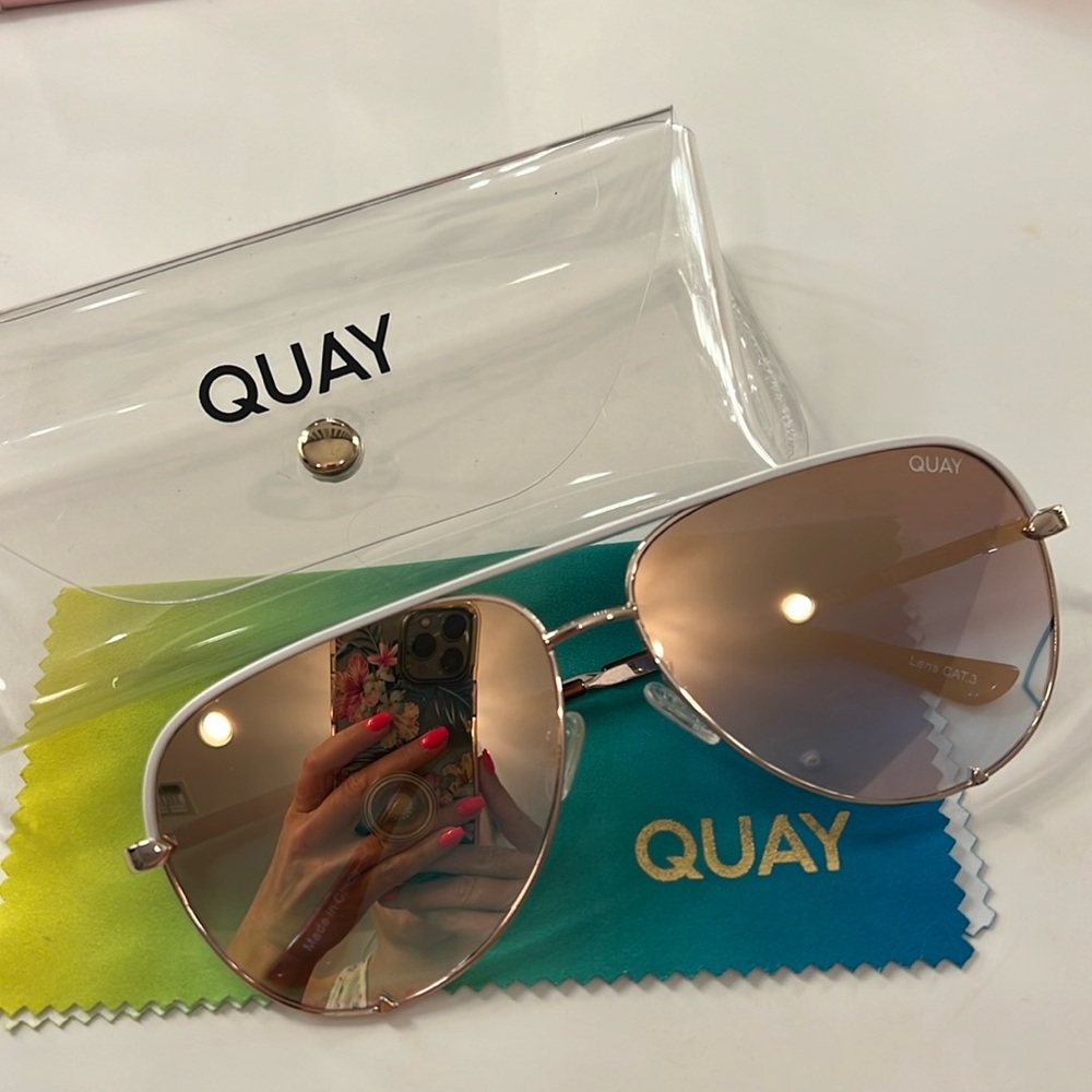 🔥Quay Limited Edition! High Key! White and Gold!